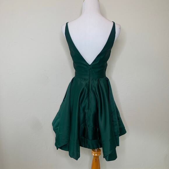 Blondie Nites Green Evening Dress Short Swirl Sz 0 - Picture 2 of 13